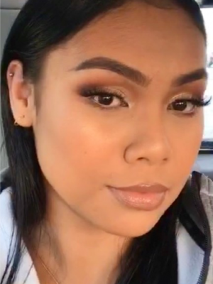 Flora Ho